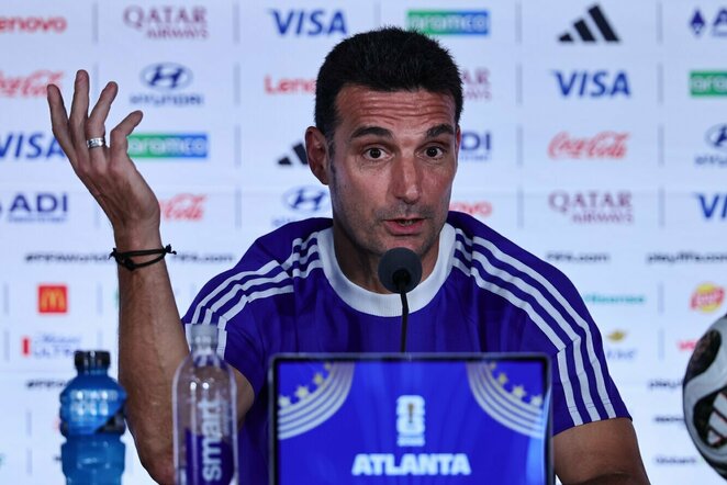 Lionelis Scaloni | EPA / RONALD WITTEK nuotr.