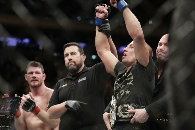 Georgesas St-Pierre'as prieš Michaelą Bispingą | Scanpix nuotr.
