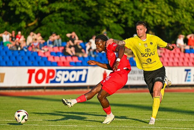 Noelis Mbo ir Sigitas Olberkis | fk-panevezys.lt nuotr.