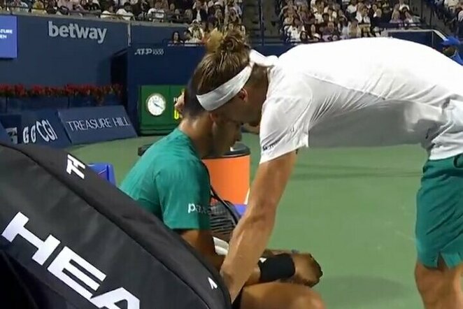 Francisco Cerundolo ir Alexanderis Zverevas | „Stop“ kadras