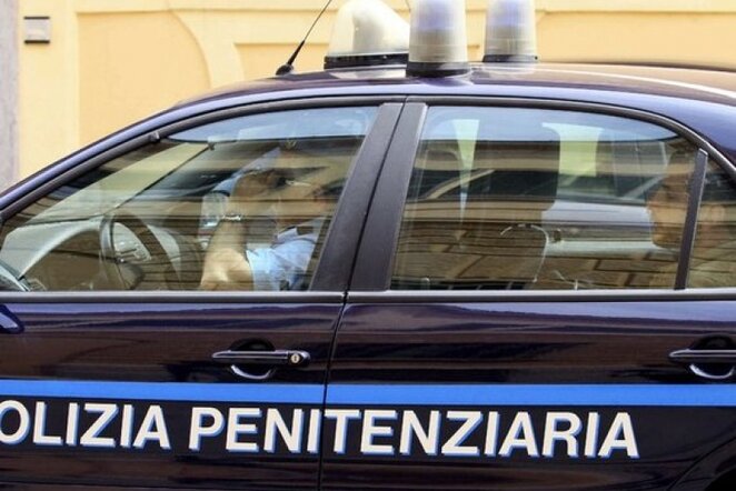 Skandalai Italijoje - kone kasdienybė | AP/Scanpix nuotr.