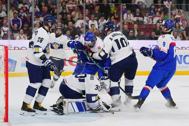 Slovakija U-18 – Suomija U-18 rungtynių akimirka | IIHF nuotr.