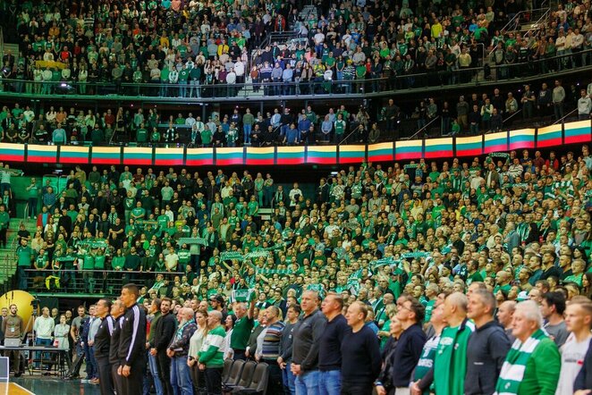 „Žalgirio“ sirgaliai | Eriko Ovčarenko / BNS foto nuotr.