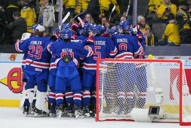 JAV – Suomija rungtynių akimirka | IIHF nuotr.