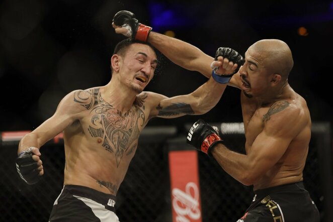 Jose Aldo ir Maxo Holloway dvikova | Scanpix nuotr.