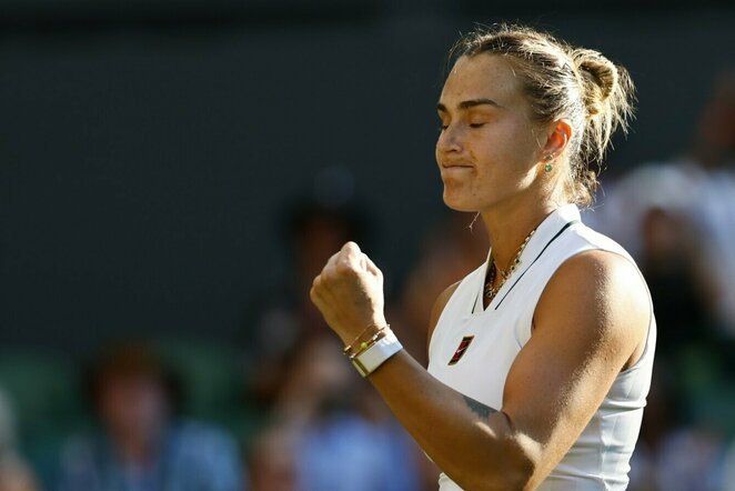 Aryna Sabalenka prieš Jeleną Ostapenko |  EPA / TOLGA AKMEN