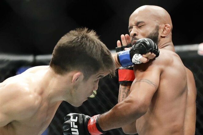Henry Cejudo prieš Demetriousą Johnsoną | Scanpix nuotr.