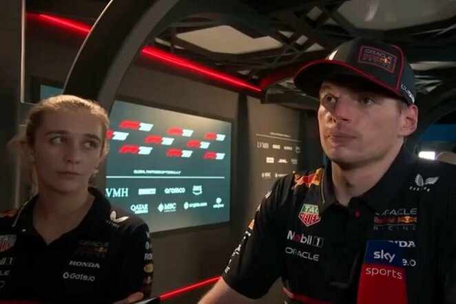 Maxas Verstappenas | „Stop“ kadras