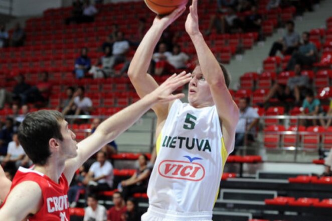 R.Žuklevičius per pirmąją rungtynių dalį buvo pelnęs 14 taškų (FIBA Europe nuotr.)