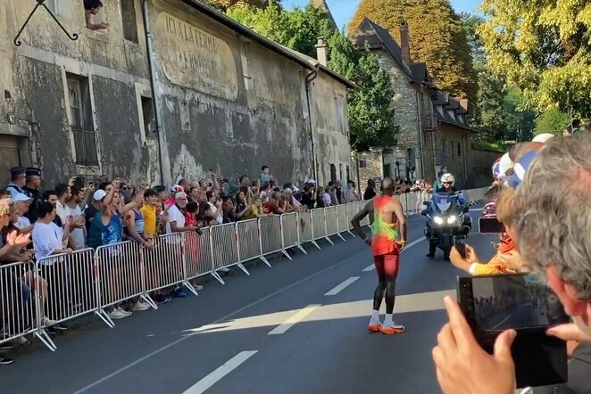 Eliudas Kipchoge | „Stop“ kadras