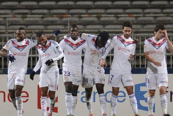 „Lyon“ žaidėjai džiaugiasi antru įvarčiu | AFP/Scanpix nuotr.