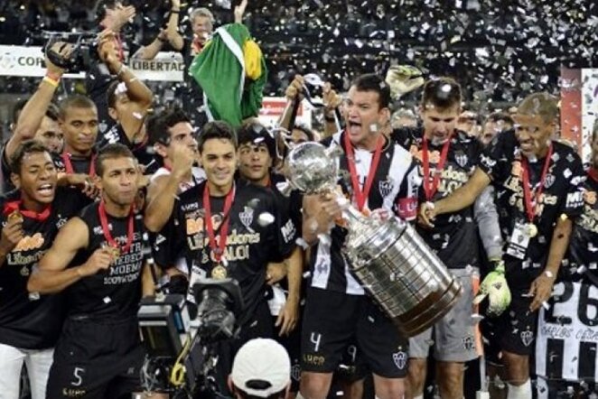 „Atletico Mineiro“ futbolininkai džiaugiasi „Copa Libertadores“ trofėjumi | Reuters/Scanpix nuotr.
