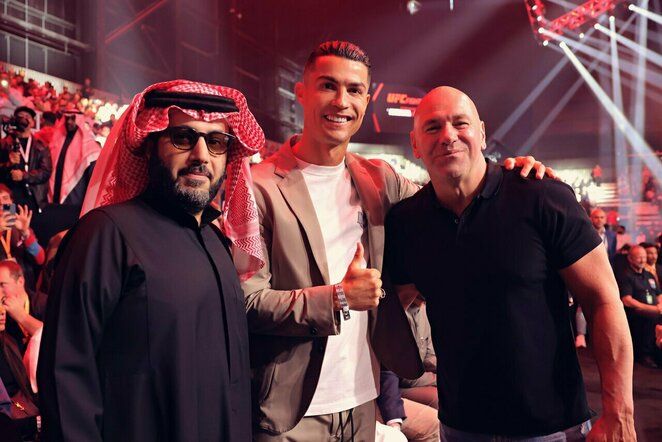 Turki Alalshikhas, Cristiano Ronaldo ir Dana White'as | Instagram.com nuotr