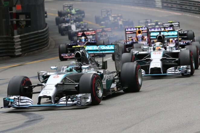 Nico Rosbergas (priekyje) | AFP/Scanpix nuotr.
