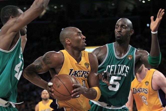 Kobe Bryantas ir Kevinas Garnettas | Scanpix nuotr.