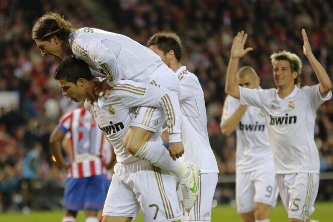 „Real“ žaidėjai džiaugiasi pelnytu įvarčiu | AFP/Scanpix nuotr.