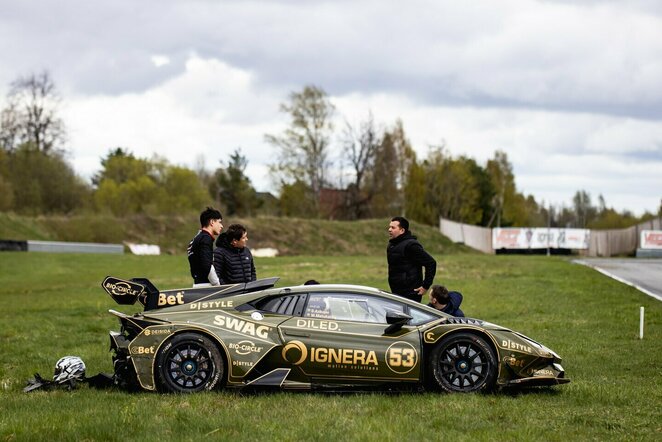 Sudaužytas „Lamborghini“ | Egidijaus Babelio nuotr.