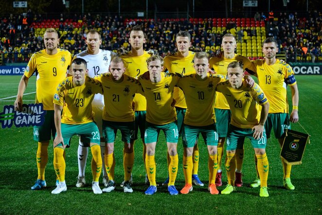 Lietuvos futbolo rinktinė prieš rungtynes su Serbija l Eimanto Genio nuotr.