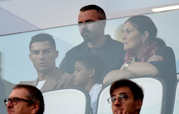 Cristiano Ronaldo ir mama | Organizatorių nuotr.