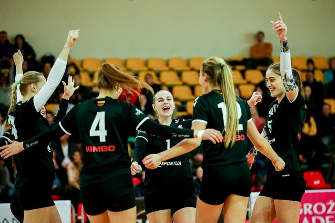 Moterų tinklinis M.Baranausko nuotr. Moterų tinklinis M.Baranausko nuotr.