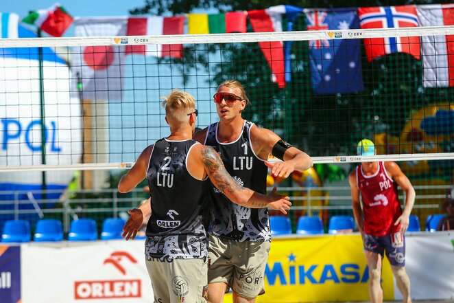 Patrikas Stankevičius ir Audrius Knašas | CEV nuotr. Patrikas Stankevičius ir Audrius Knašas | CEV nuotr.