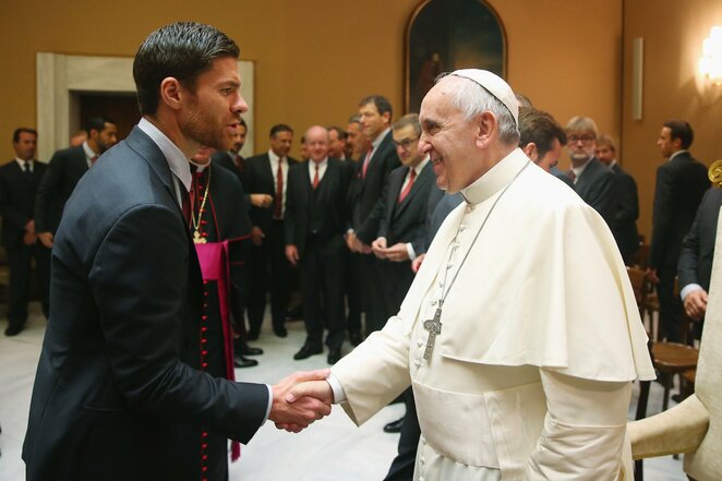Xabi Alonso ir popiežius | Scanpix nuotr.