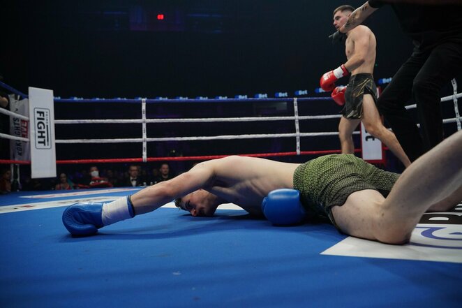 Nauris Lukošiūnas (red gloves) - Finn Larsen (blue gloves) Sportas.lt/ Photo by Tito Pacauskas