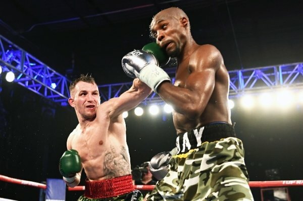 Egidijus Kavaliauskas prieš Ray Robinsoną | „Top Rank“ nuotr. Egidijus Kavaliauskas prieš Ray Robinsoną | „Top Rank“ nuotr.