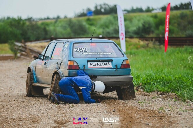 Lietuvos automobilių kroso čempionato ir pirmenybių etapas „Viada“ trasoje | Organizatorių nuotr.