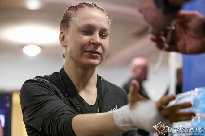 „Invicta FC: Phoenix Series 3“: Julija Stoliarenko prieš Lisą Verzosą (2020.03.06) | Organizatorių nuotr.