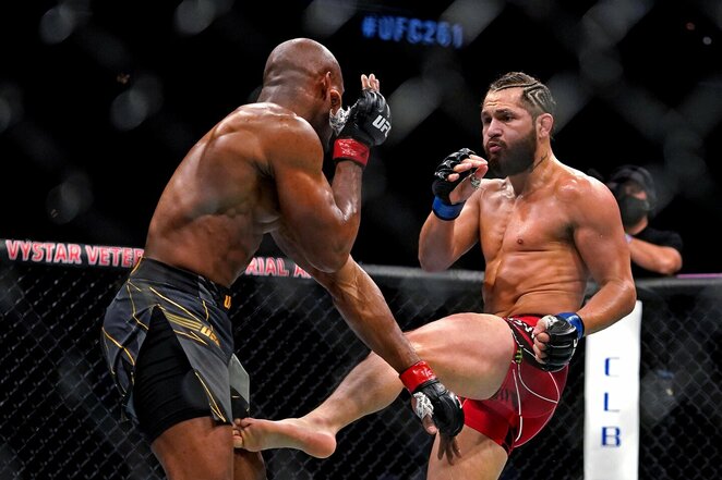 Kamaru Usmanas ir Jorge Masvidalis | Scanpix nuotr. Kamaru Usmanas ir Jorge Masvidalis | Scanpix nuotr.