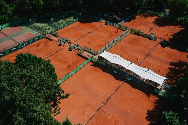 &bdquo;SEB arena&ldquo; atnaujina kortus, plečia sporto infrastruktūrą | Andriaus Lauciaus nuotr.