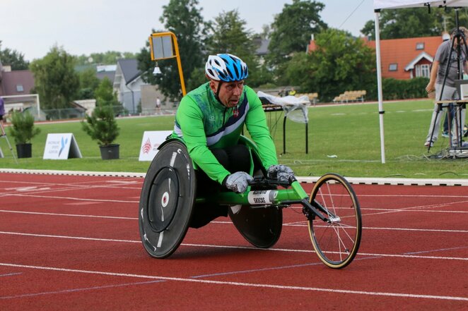 Lietuvos lengvosios atletikos čempionate – rekordinis paraatletų skaičius | Lietuvos paralimpinio komiteto nuotr.
