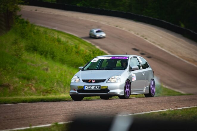 Standartiniai automobiliai „Ring Challenge“ varžybose | Egidijaus Babelio nuotr.