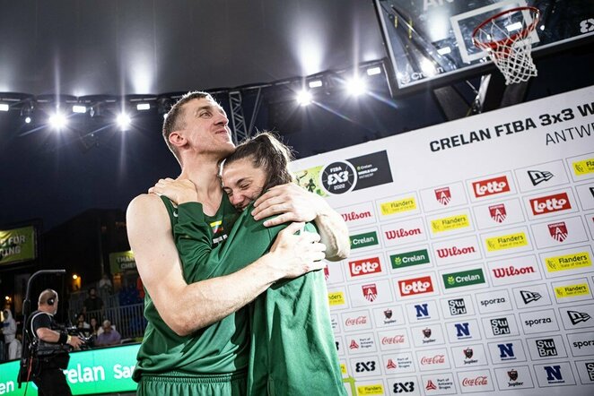 Marijaus Užupio ir Martynos Petrėnaitės piršlybos | FIBA nuotr.