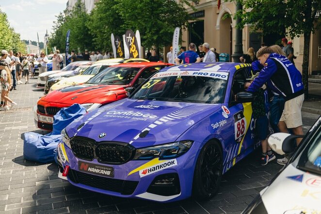 &bdquo;Contribee.com Racing&ldquo; komanda | Vytauto Pilkausko nuotr.