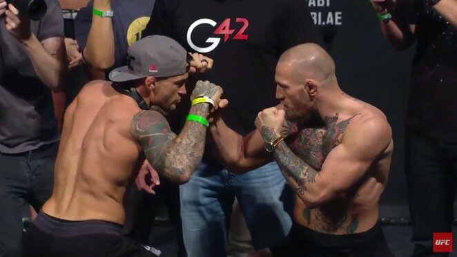 Dustinas Poirier ir Conoras McGregoras | Youtube.com nuotr. Dustinas Poirier ir Conoras McGregoras | Youtube.com nuotr.