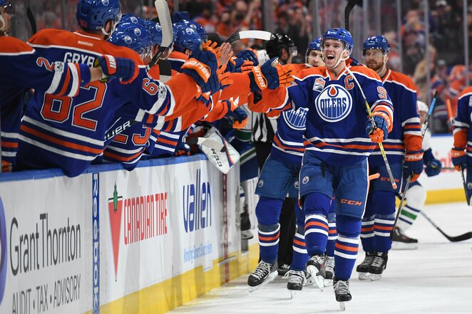 „Oilers“ - „Canucks“ rungtynių akimirka | Scanpix nuotr.