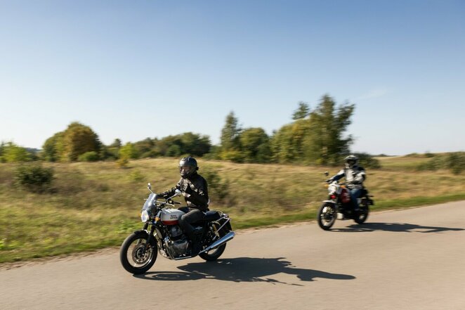 Pasaulinė „Royal Enfield“ iniciatyva: lankė Lietuvos gamtą ir rinko pinigus labdaros organizacijai | Organizatorių nuotr.