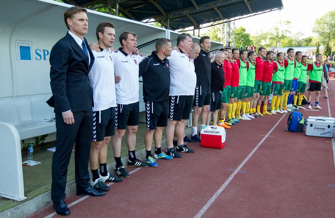 Edgaras Jankauskas su komanda | Sauliaus Čirbos/LFF.lt nuotr.