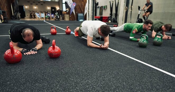 Lietuvos buriavimo rinktinė ruošiasi „SSL Gold Cup“ pasaulio taurei | Aistės Ridikaitės nuotr. Lietuvos buriavimo rinktinė ruošiasi „SSL Gold Cup“ pasaulio taurei | Aistės Ridikaitės nuotr.