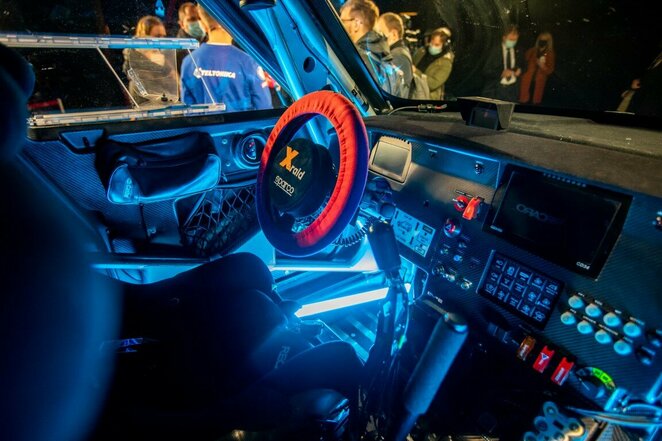 „Teltonika Racing“ komandos pristatymas | Luko Balandžio / BNS foto nuotr. „Teltonika Racing“ komandos pristatymas | Luko Balandžio / BNS foto nuotr.