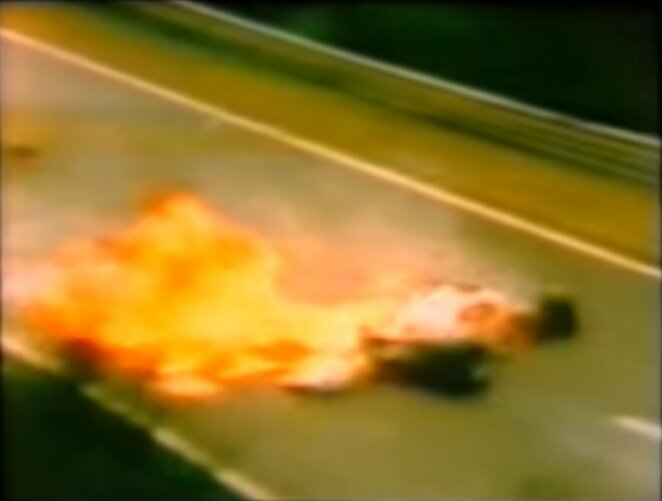 Niki Laudos avarija 1976 m. Vokietijos GP lenktynėse | Youtube.com nuotr.